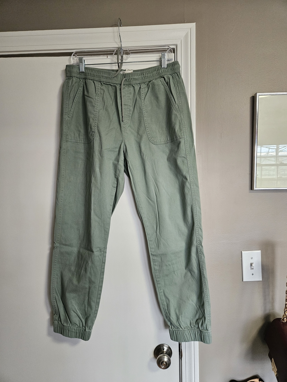 C&C California Sage Green Cropped Drawstring Cargo Pants
